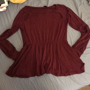 Maroon flare top
